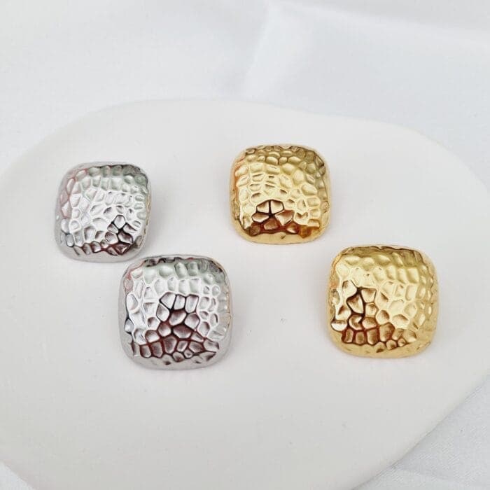 20240408_135246 Ατσάλινα σκουλαρίκια τετράγωνα - Image 1