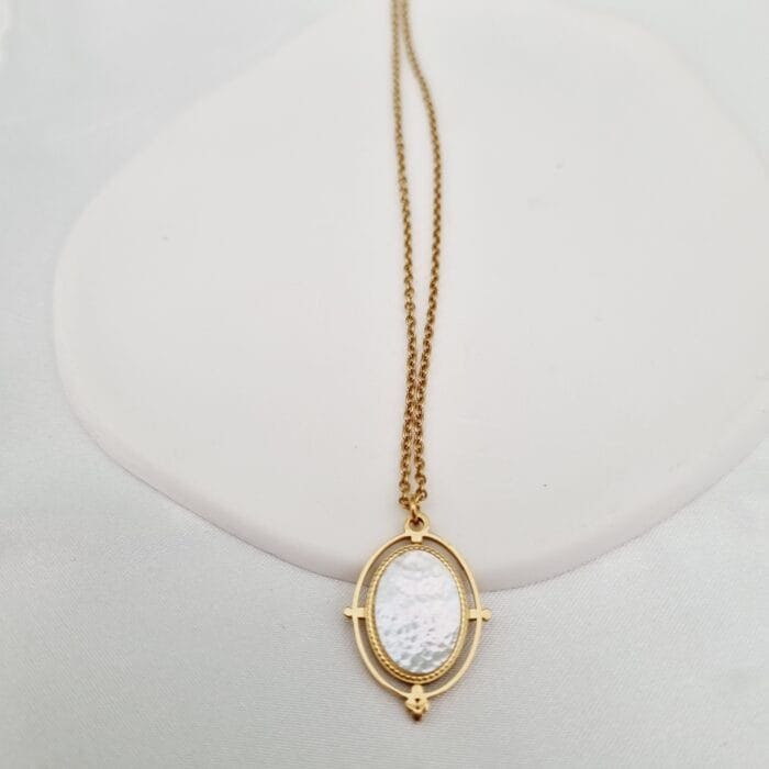 20240706_141027 Ατσάλινο κολιέ με οβάλ στοιχείο - Image 1