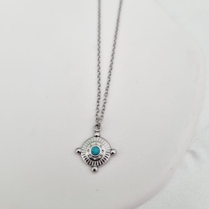 20240706_142048 Ατσάλινο κολιέ με μικρό στρόγγυλο στοιχείο με ημιπολύτιμο λίθο - Image 1