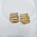 Ατσάλινα σκουλαρίκια ανάγλυφα - Image 2