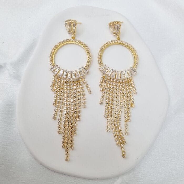 Κρεμαστά σκουλαρίκια με διάφανα κρύσταλλα και στρας - Image 1