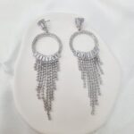 Κρεμαστά σκουλαρίκια με διάφανα κρύσταλλα και στρας - Image 2