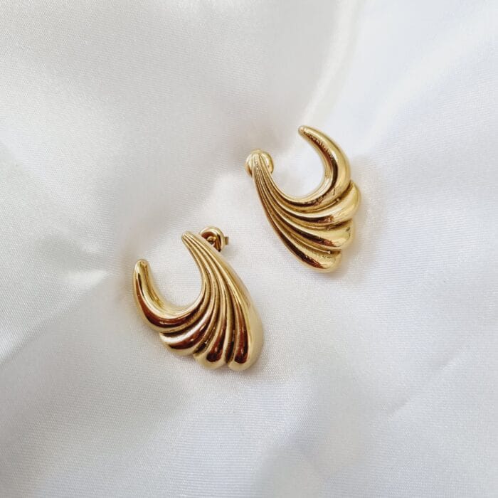 20241212_115224 Ατσάλινα σκουλαρίκια - Image 1