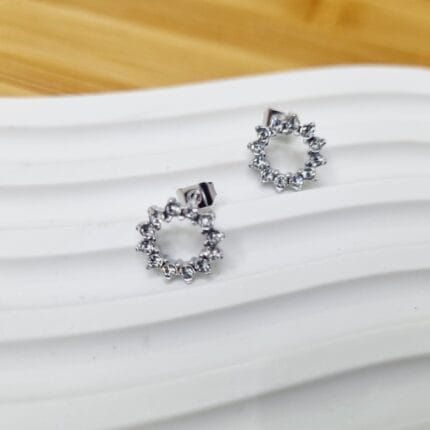 Ατσάλινα σκουλαρίκια στεφανάκια με διάφανα στρας