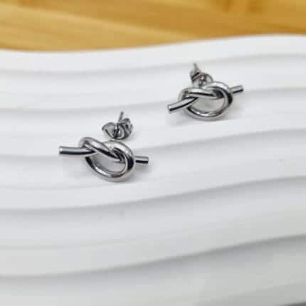 Ατσάλινα σκουλαρίκια κόμποι