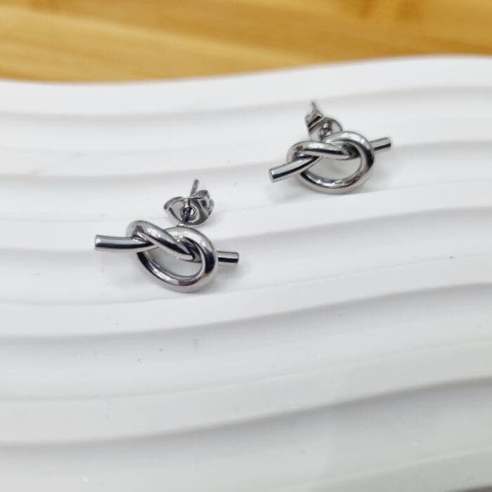 20250311_190137 Ατσάλινα σκουλαρίκια κόμποι - Image 1