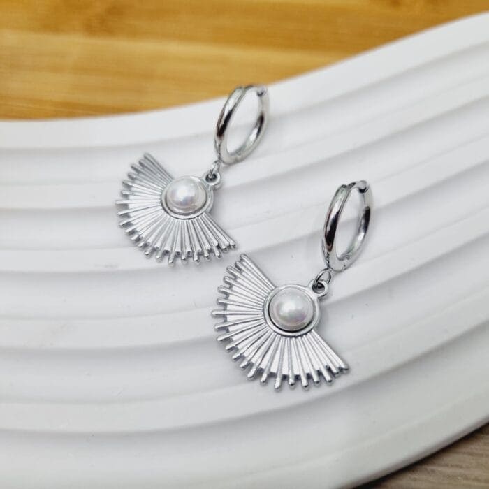 20250311_190824 Ατσάλινοι κρίκοι με έθνικ στοιχεία με πέρλες - Image 1