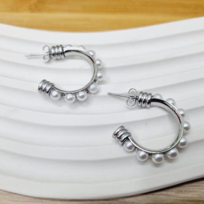 20250311_191505 Ατσάλινοι κρίκοι με πέρλες - Image 1