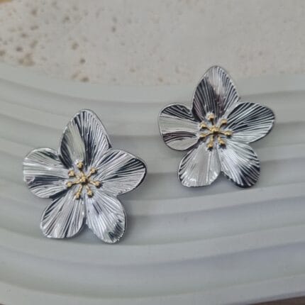 Ατσάλινα σκουλαρίκια λουλούδια