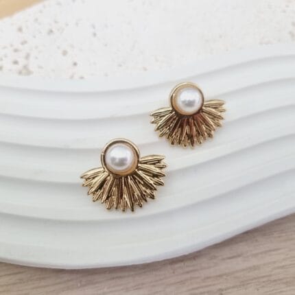 Ατσάλινα σκουλαρίκια βεντάλιες με πέρλες