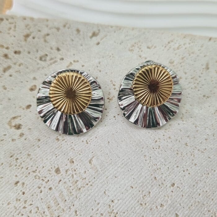 20250312_140749 Ατσάλινα σκουλαρίκια στρόγγυλα με ακτίνες - Image 1