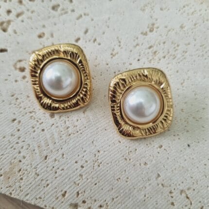 Ατσάλινα σκουλαρίκια τετράγωνα με πέρλες