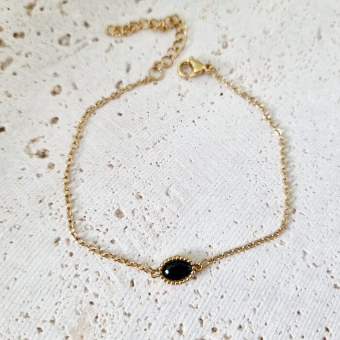 20250324_121824 Ατσάλινο βραχιόλι με οβάλ μαύρο κρύσταλλο - Image 1