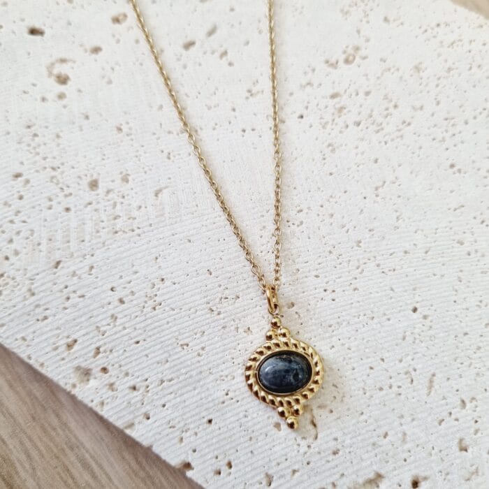 20250327_123433 Ατσάλινο κολιέ με έθνικ στοιχείο με πέτρα - Image 1