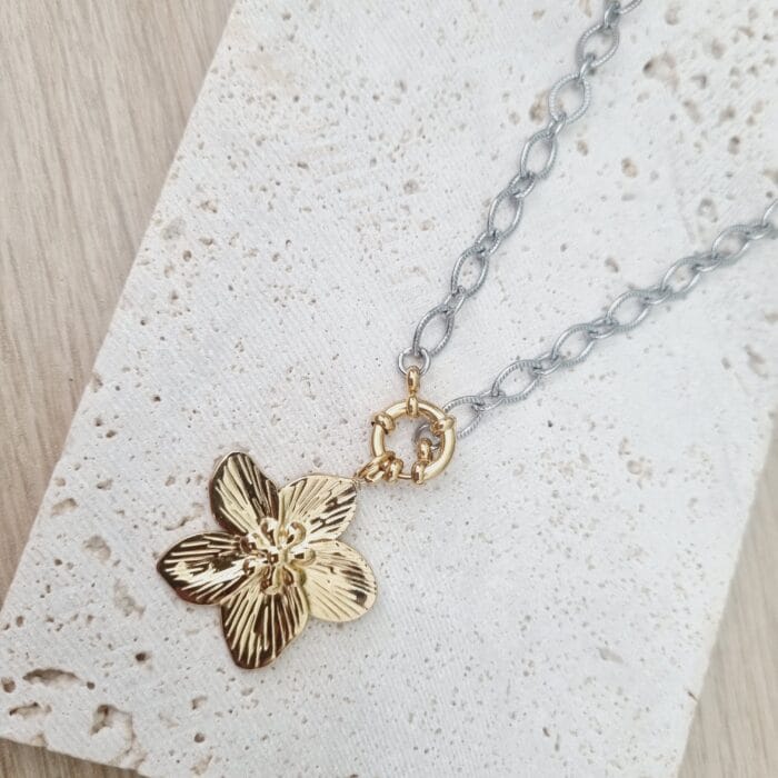 20250416_145125 Ατσάλινο κολιέ λουλούδι - Image 1