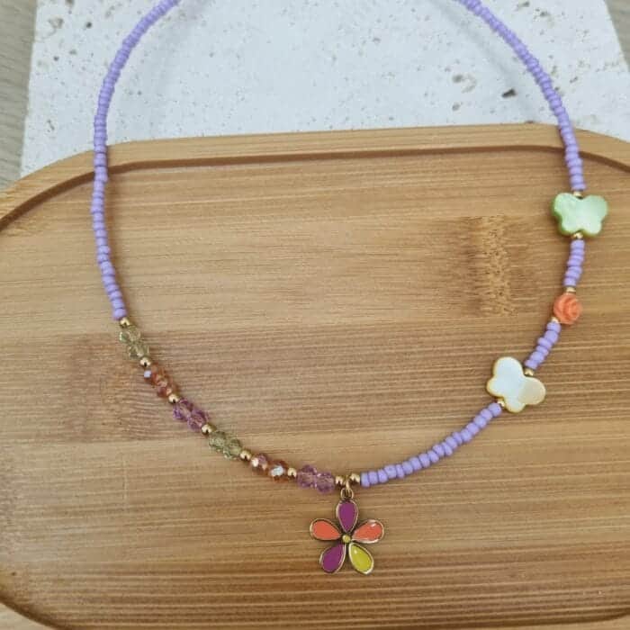 Κολιέ από χάντρες με λουλούδι και πεταλούδες - Image 4