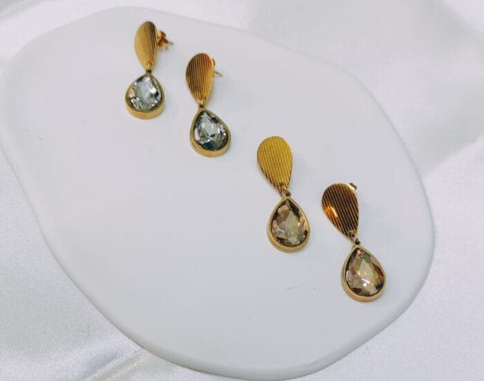 IMG_20231109_191742 Ατσάλινα σκουλαρίκια δάκρυ με κρύσταλλα - Image 1