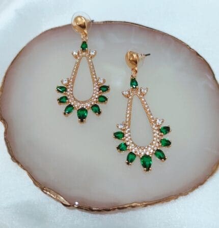 Σκουλαρίκια κρεμαστά με ζιργκόν