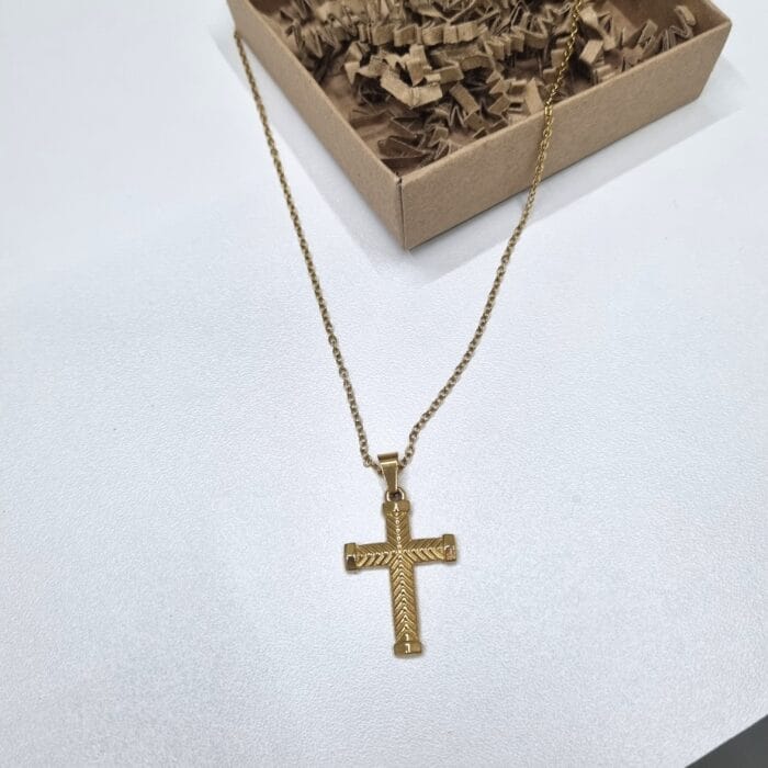 20251002_2014532 Ατσάλινο κολιέ με σταυρό - Image 1