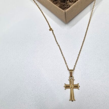 Ατσάλινο κολιέ με σταυρό