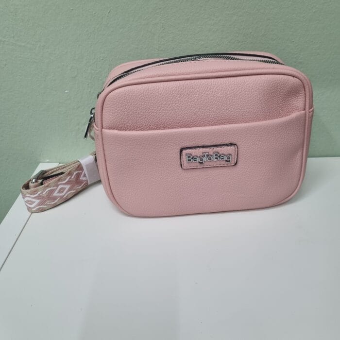 20251007_175625 Ροζ τσαντάκι χιαστί - Image 1