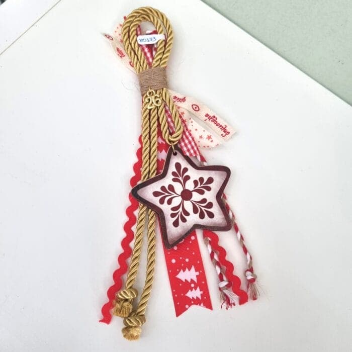 Κρεμαστό Γούρι 2026 - Αστέρι σε χρυσό κορδόνι - Image 1