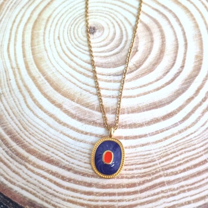 Κολιέ με στρόγγυλο στοιχείο με δίχρωμο σμάλτο - Image 3