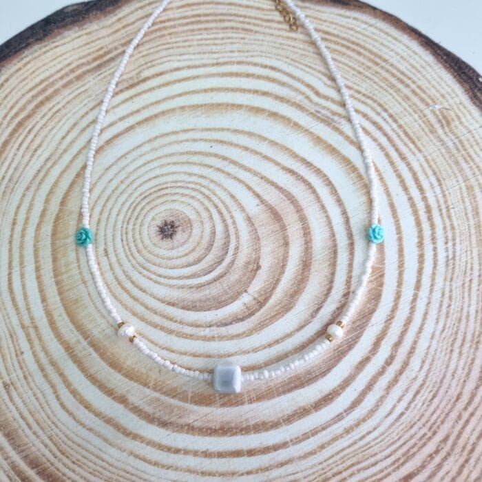 Κολιέ με κρεμ χάντρες και μαργαριτάρια - Image 2