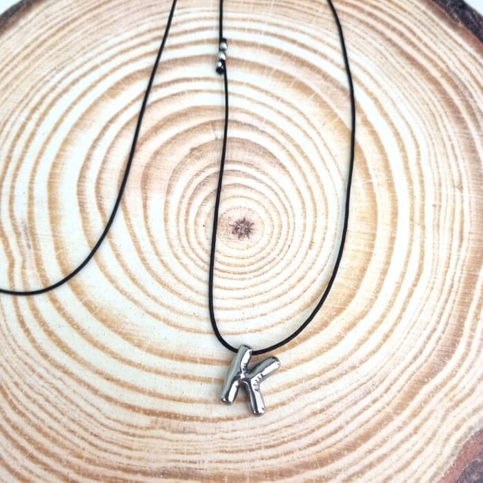 Κ15 Μακρύ κολιέ με ατσάλινο μονόγραμμα Κ - Image 1