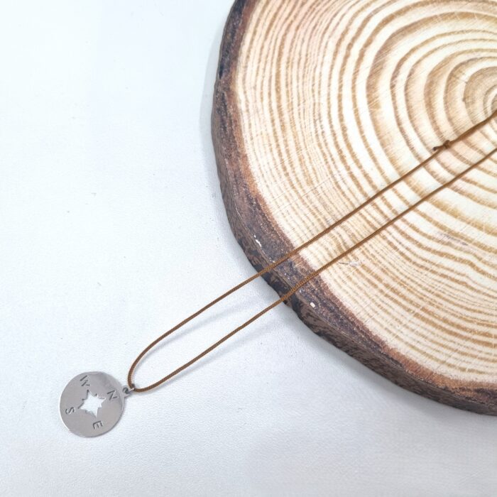 Ατσάλινο κολιέ με πυξίδα - Image 2