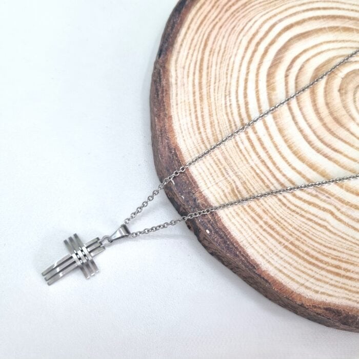 Κ198 Ατσάλινο κολιέ με σταυρό - Image 1