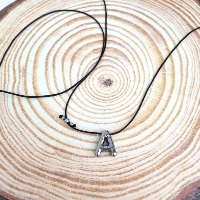 Μακρύ κολιέ με ατσάλινο μονόγραμμα Α - Image 2