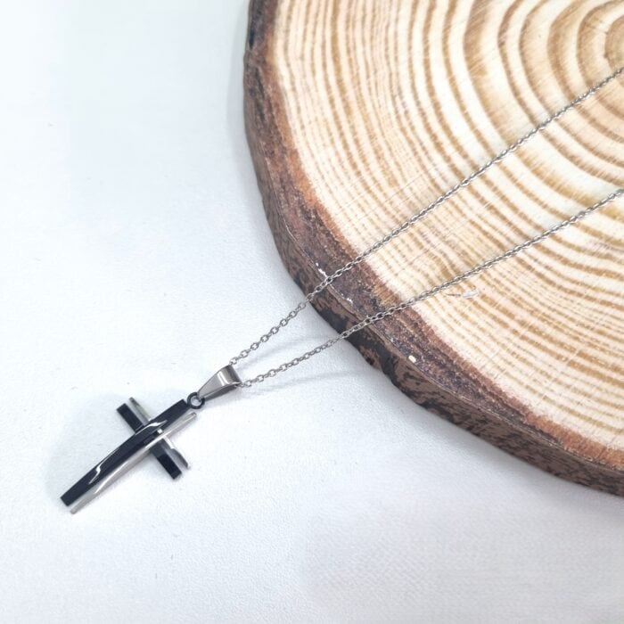 Κ207 Ατσάλινο κολιέ με δίχρωμο σταυρό - Image 1