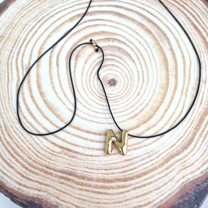 Κ21 Μακρύ κολιέ με ατσάλινο μονόγραμμα Ν - Image 1