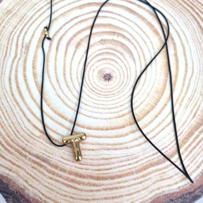 Μακρύ κολιέ με ατσάλινο μονόγραμμα Τ - Image 2