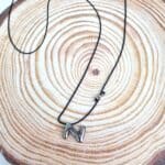 Μακρύ κολιέ με ατσάλινο μονόγραμμα Ζ