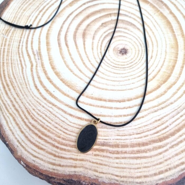 Κ36 Μακρύ κολιέ με ατσάλινο οβάλ στοιχείο - Image 1