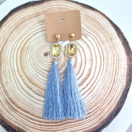 Κρεμαστά σκουλαρίκια με γαλάζιες φούντες