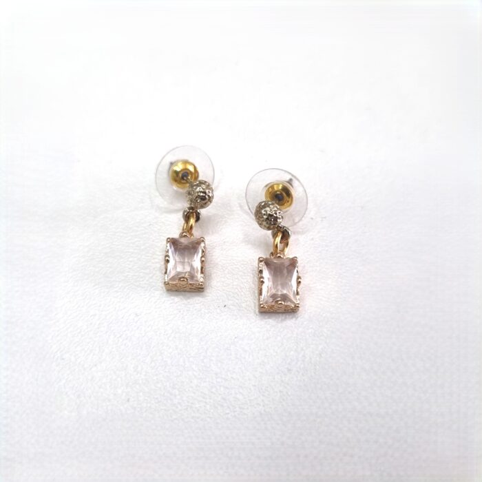 Μικρά κρεμαστά σκουλαρίκια με τετράγωνα κρύσταλλα - Image 2