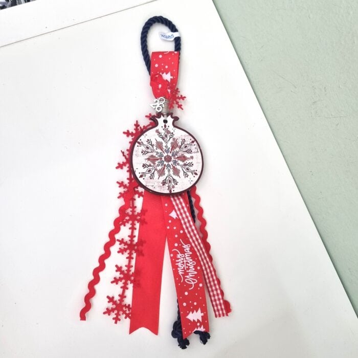 Κρεμαστό Γούρι 2026 - Ρόδι με μπλε κορδόνι - Image 1