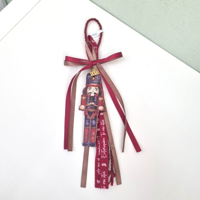 119 Κρεμαστό Γούρι 2026 - Καρυοθραύστης με κόκκινο κορδόνι - Image 1